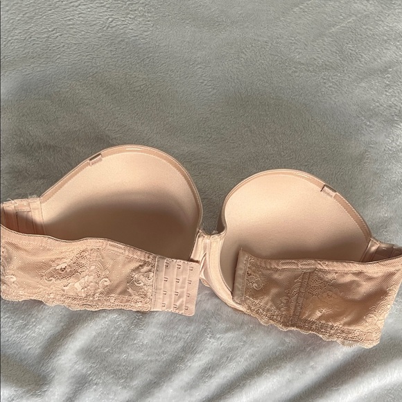 Torrid Nude Lace Bandeau - Picture 8 of 8